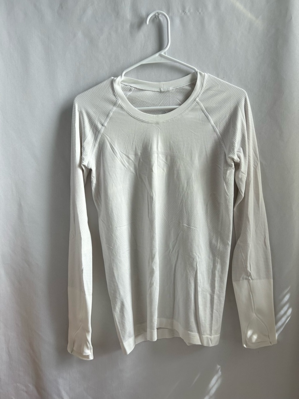 Lululemon Swiftly Tech Long Sleeve Shirt - Picture 3 of 4